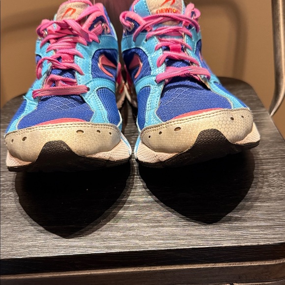 Newton Women's Vibrant Blue and Pink Athletic Shoes - Picture 2 of 8